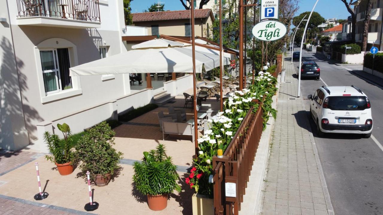 Hotel Dei Tigli Lido di Camaiore Exterior photo