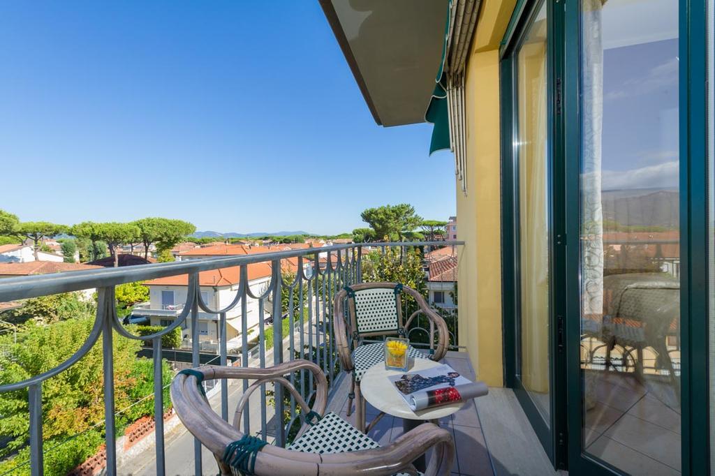 Hotel Dei Tigli Lido di Camaiore Exterior photo